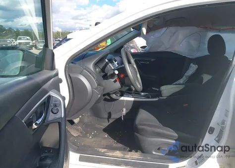 2014 Nissan Altima 2.5 from USA, damaged, VIN 1N4AL3AP0EC155989